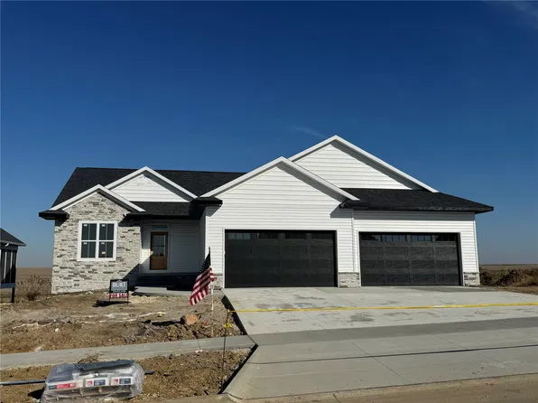 1750 Glen Rock Dr, Marion, IA 52302