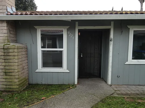 9229 West Ln #9229 Photo 1