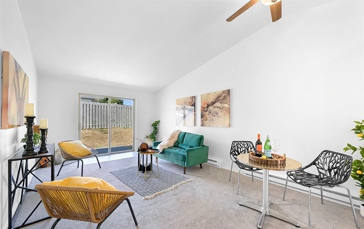 2 bed, 720 sqft, $1,850 — Photo 2