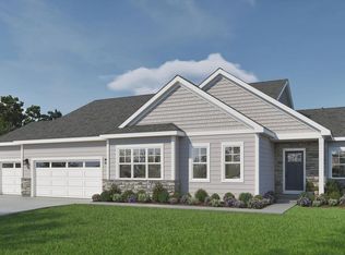 9128 S Overlook Way, Franklin, WI 53132