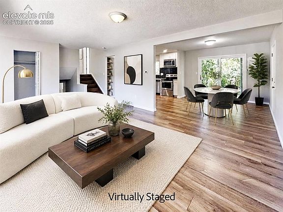 2nd image of 6974 Metropolitan St