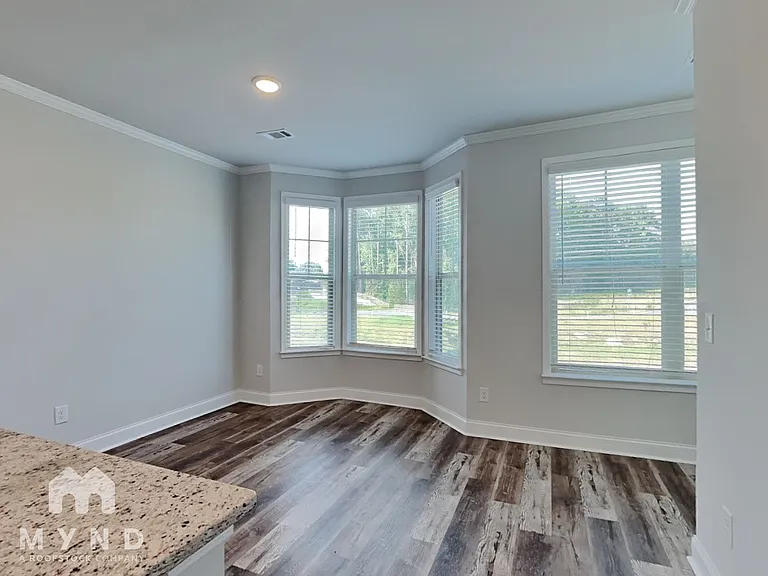 597 Fundao Ln — Photo 8