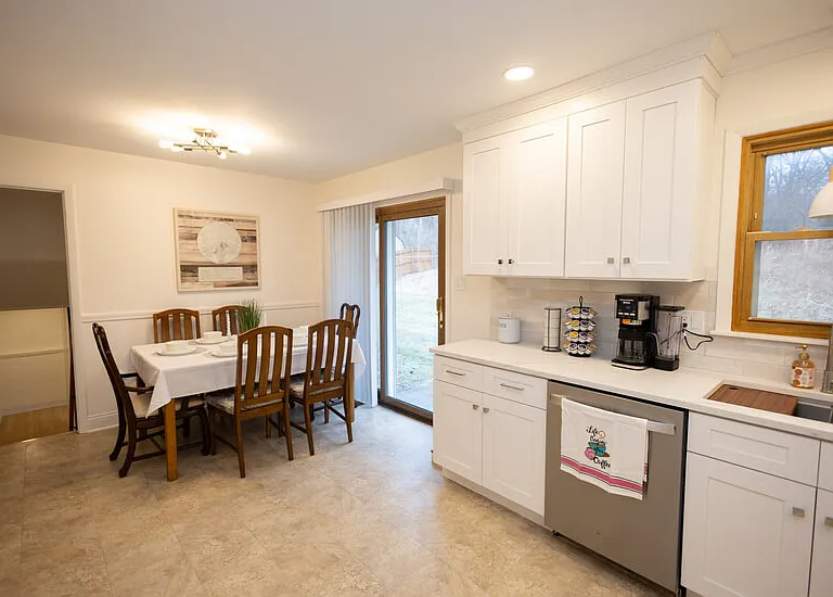 2491 Odell St — Photo 9