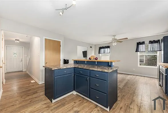 5412 Meadowbrook St — Photo 3