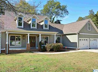 317 Rosemont Rd SE, Huntsville, AL 35803