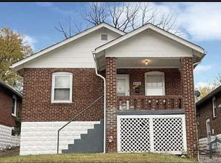 8352 Mayfair Pl, Saint Louis, MO