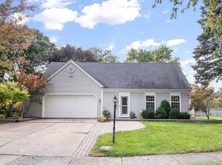 93 Ingleshire Rd, Montgomery, IL 60538