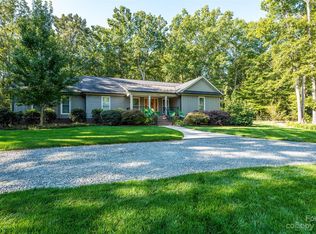 216 Hugh Crocker Rd, Matthews, NC 28104