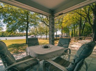 227 Lakeside Dr, Malakoff, TX 75148