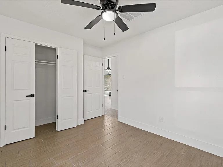 10319 Sand Pass Ln — Photo 12