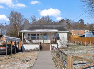 205 Kimberly Dr, Kingsport, TN 37663