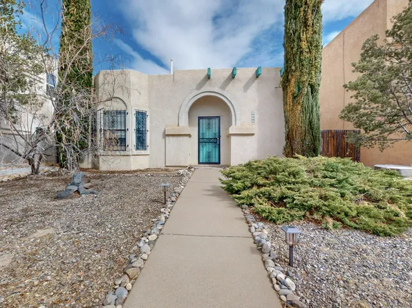 7805 Pinewood Dr NW, Albuquerque, NM 87120