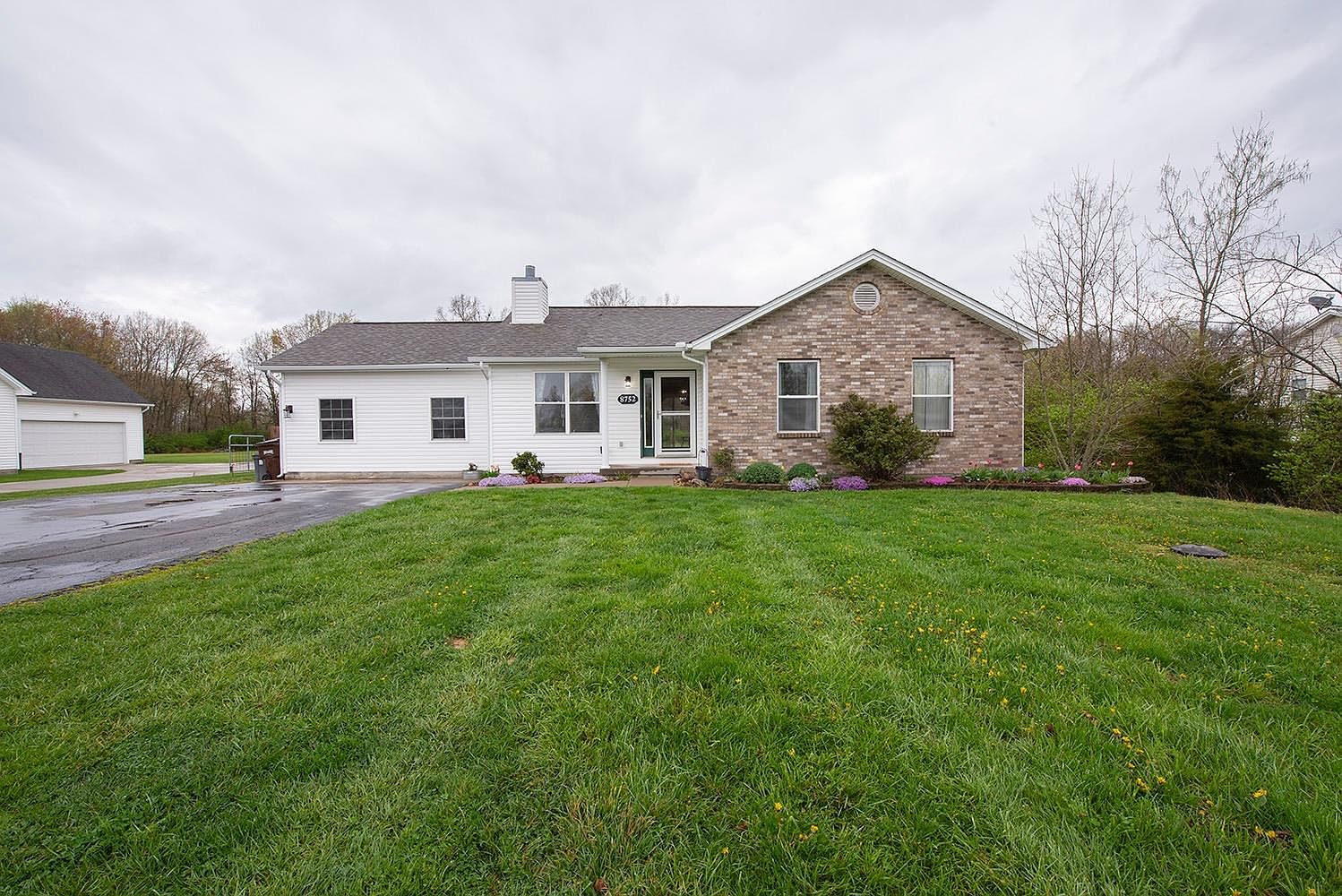 8752 Waynes Way, Blanchester, OH 45107 Zillow