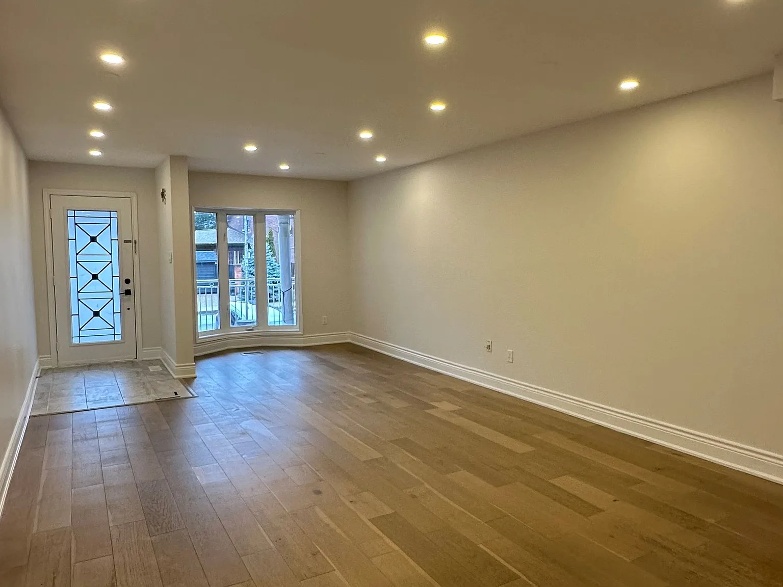 2 bed, $3,000 — Photo 2