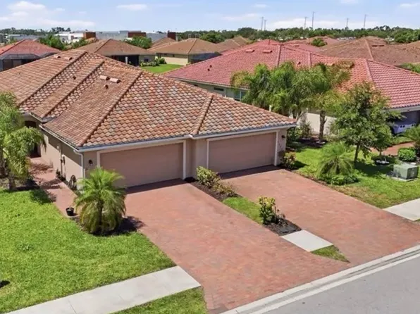 1680 Alameda Dr, Naples, FL 34120