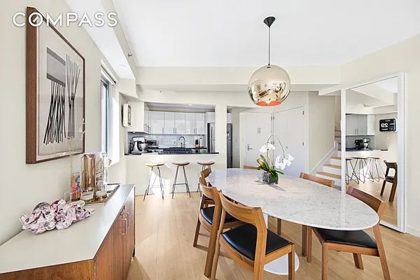 Sold by Compass | media 23