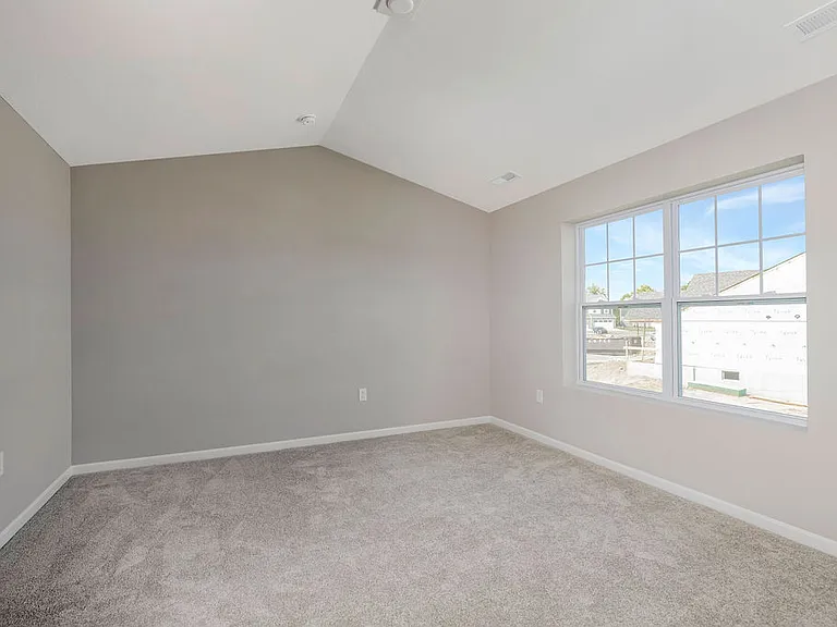 5589 Callaway Dr — Photo 23