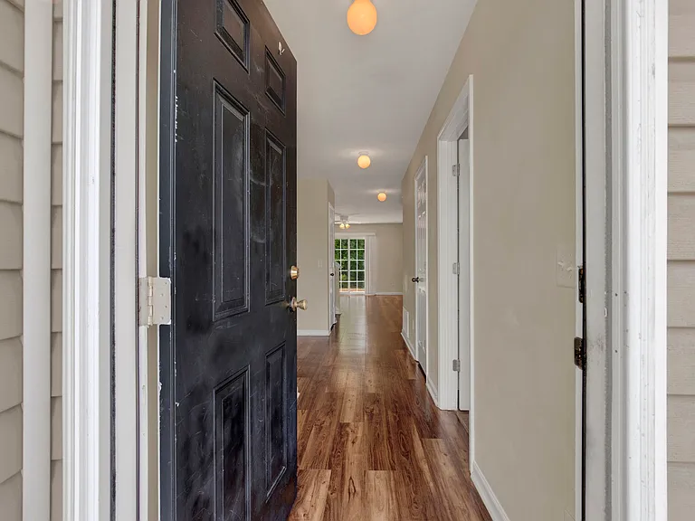 38 Transom Rd — Photo 7