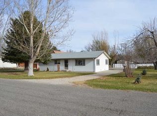 411 S 4th St, Bridger, MT 59014