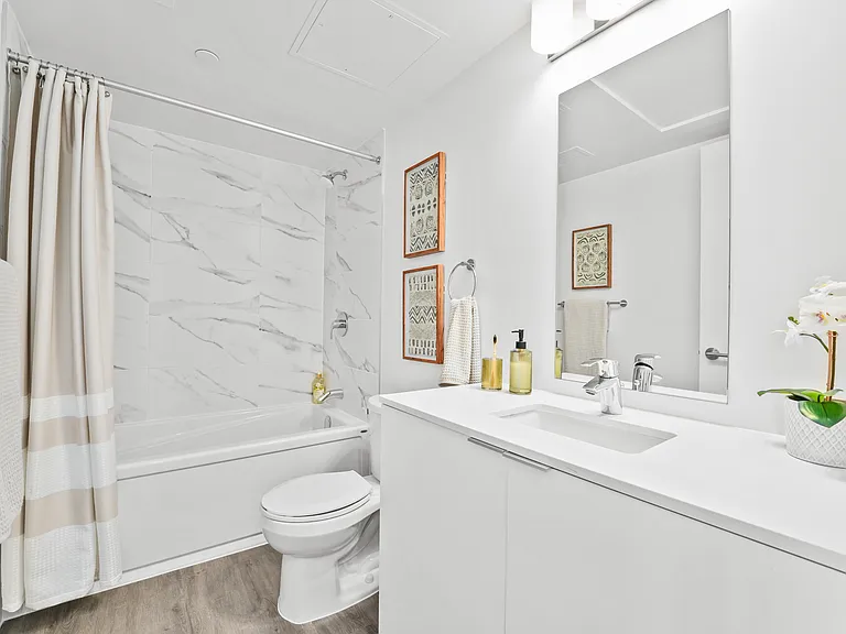 100 Manett Cres — Photo 10