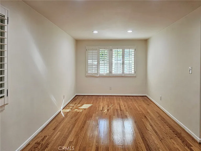 4559 Don Pio Dr — Photo 10