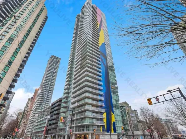 499 Pacific St #1601, Vancouver, BC V6B 0N4