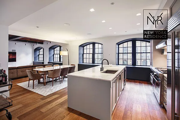 Rented by New York Residence | media 17