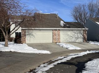 730 Shadowmere Ct, Fort Collins, CO 80526