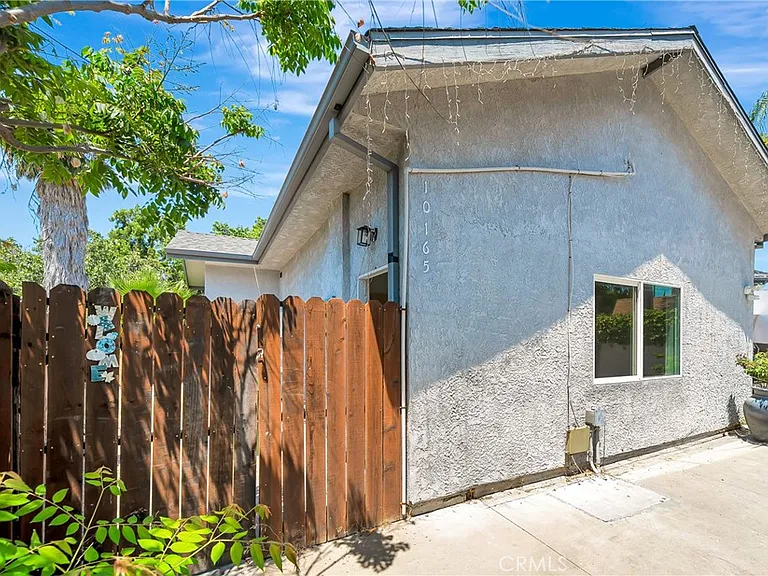 10163 Petit Ave — Photo 2