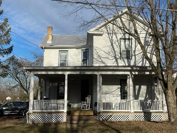 1110 Dices Spring Rd, Weyers Cave, VA 24486