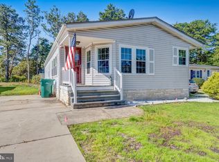 214 Holly Ct, Whiting, NJ 08759