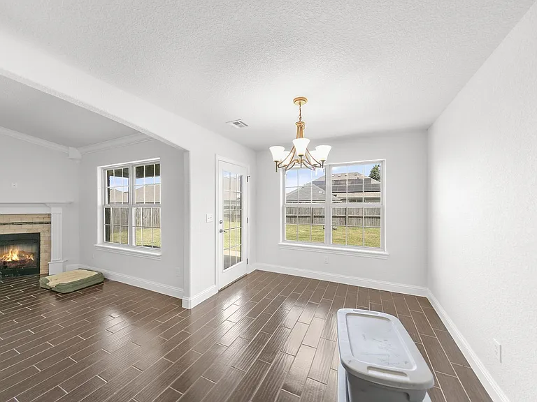 3002 Fernwood Ave — Photo 4