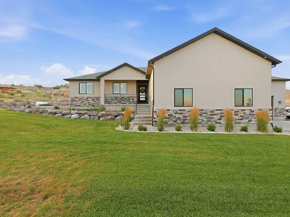 2056 W Ridgeline Rd, Stockton, UT 84071