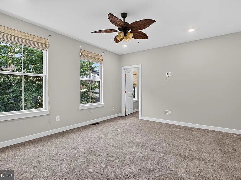 13246 Lake Woodland Way #5A — Photo 21