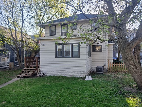 5th image of 436 Grand Ave NE