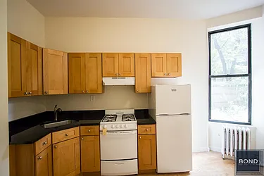 Rented by Bond New York