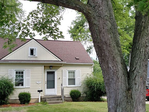 2nd image of 2000 Burns Ave