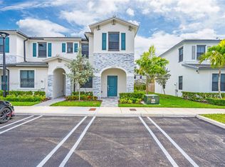 28641 SW 132nd Ct, Homestead, FL 33033