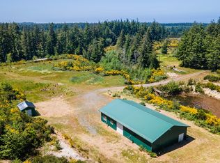 87372 Lois Ln, Bandon, OR 97411