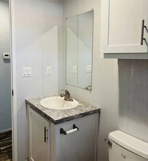 527 Carolina St — Photo 17