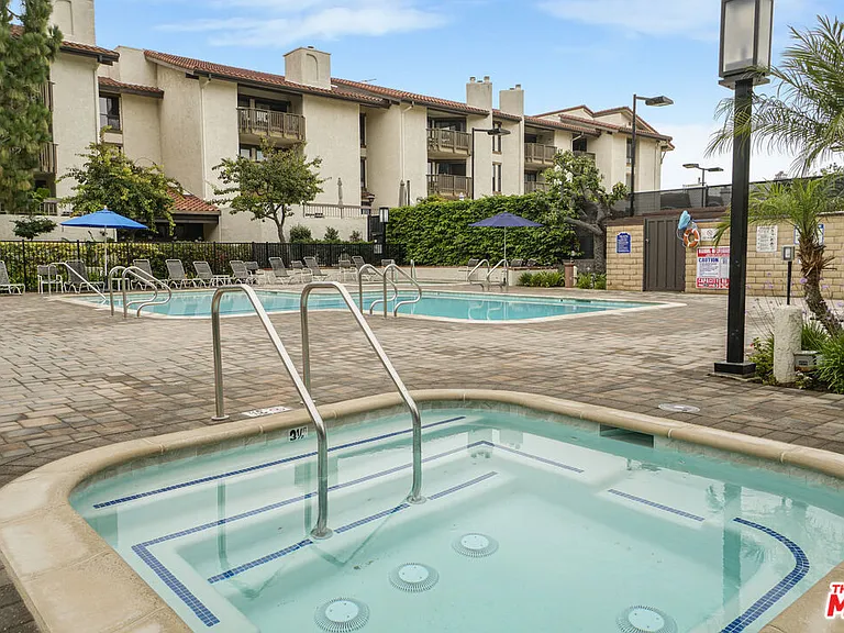 8512 Tuscany Ave #302 — Photo 31