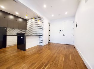 877 Park Ave #2A, Brooklyn, NY 11206