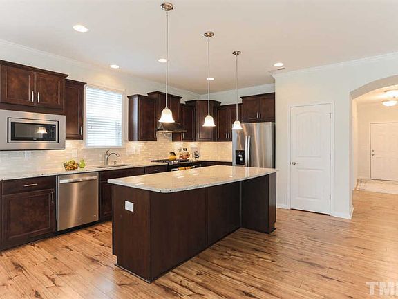 4th image of 1112 Oysterwood Ln