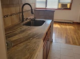 464 Lorimer St APT 1, Brooklyn, NY 11206
