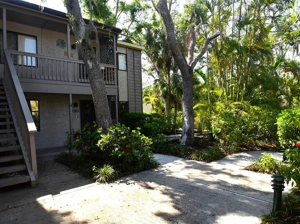 1627 Boathouse Cir, Sarasota, FL