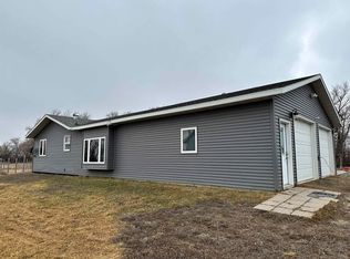 1880 33rd Ave NE, Harvey, ND 58341