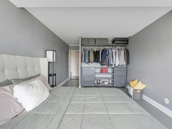 1203 River Road image 20 of 40