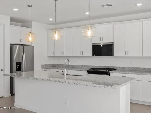 17746 W ILLINI Street, Goodyear, AZ 85338