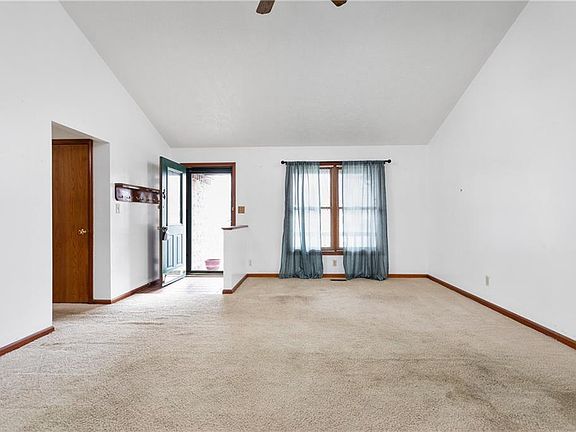 5th image of 9027 Dawn Dr