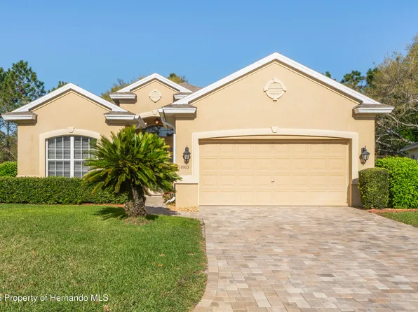 10105 Holly Berry Dr, Weeki Wachee, FL 34613